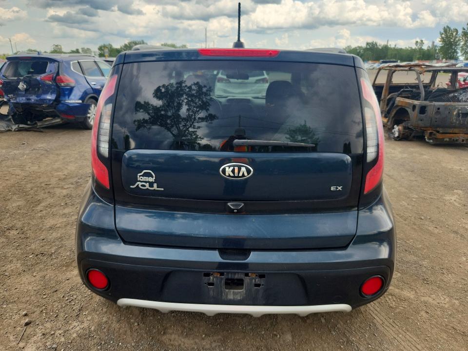 Photo 6 from auction – 2017 KIA SOUL with VIN KNDJP3A53H7440194
