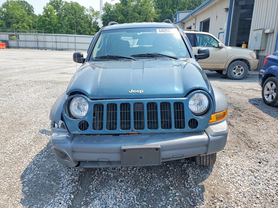 Photo 5 from auction – 2005 JEEP LIBERTY with VIN 1J4GL48K95W653511