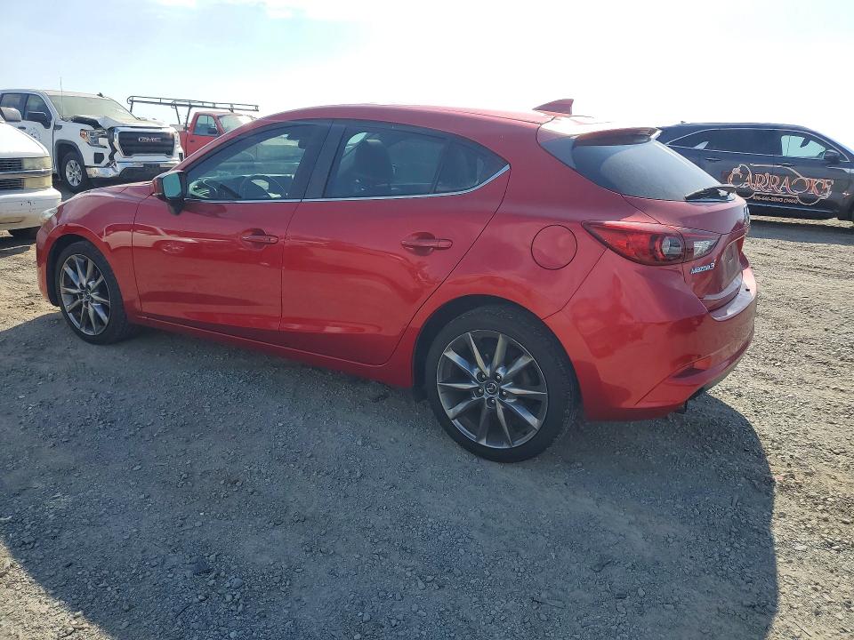 Photo 2 from auction – 2018 MAZDA 3 with VIN 3MZBN1L37JM162774