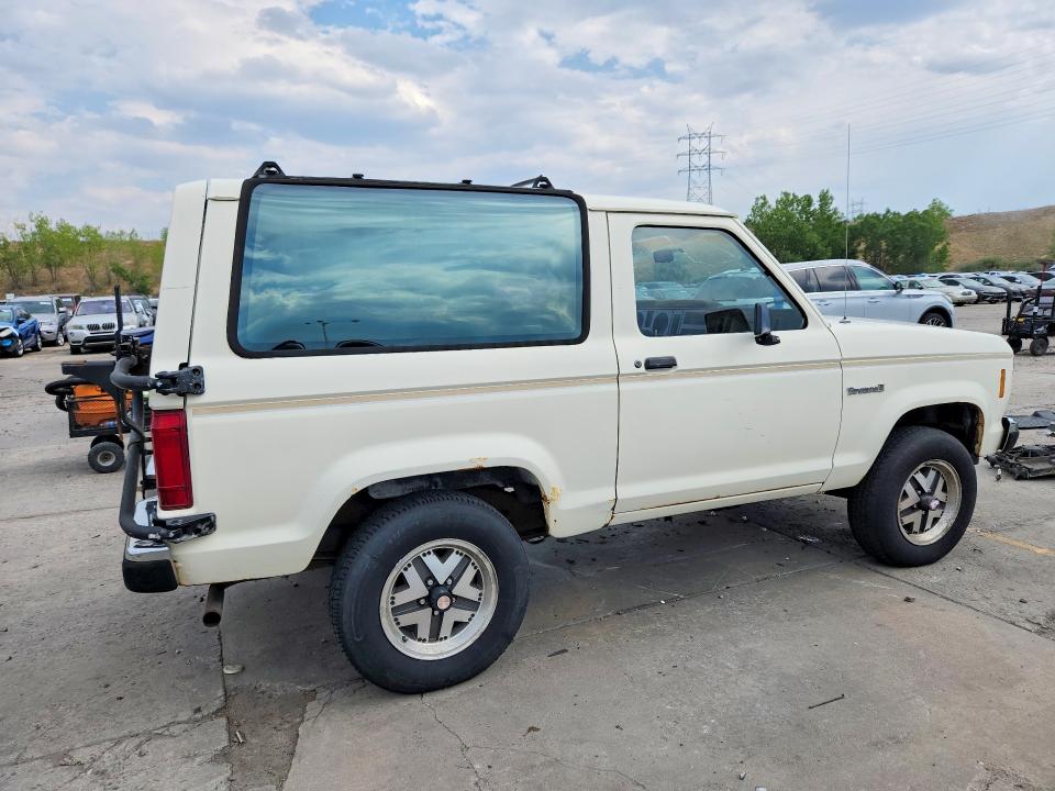 Photo 3 from auction – 1987 FORD BRONCO II with VIN 1FMCU14TXHUA77048