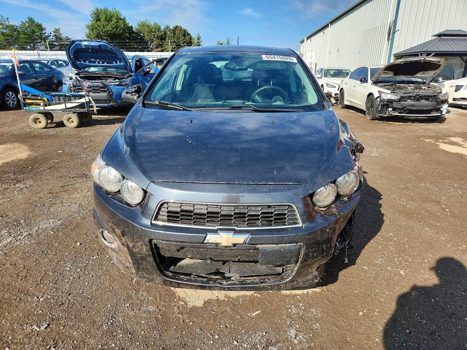 Zdjęcie 5 z aukcji – 2015 CHEVROLET SONIC z VIN 1G1JC6SH2F4192534