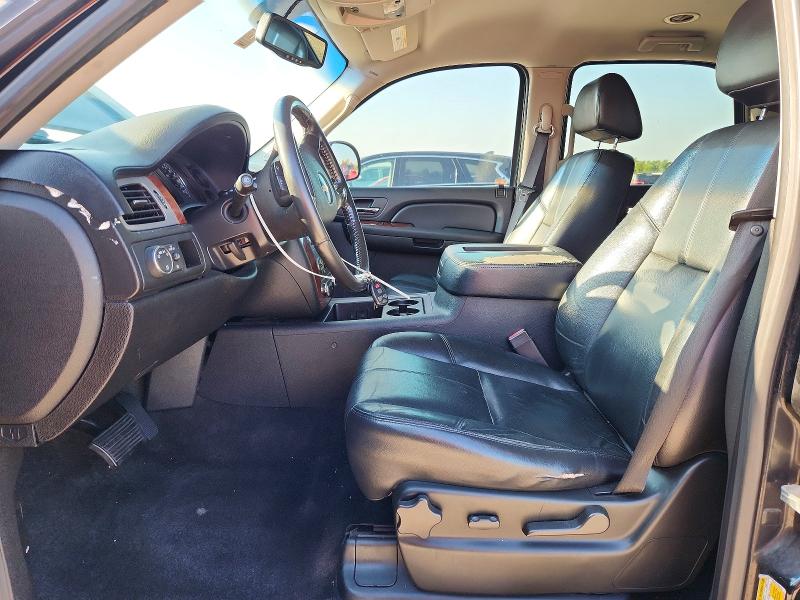 Photo 7 from auction – 2009 CHEVROLET TAHOE 1500 with VIN 1GNFC23009R153826