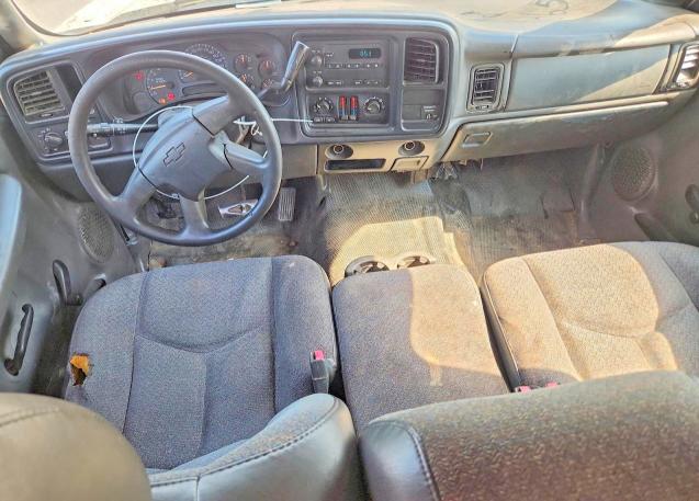 Photo 8 from auction – 2004 CHEVROLET SILVERADO with VIN 1GCEC19V44E317239