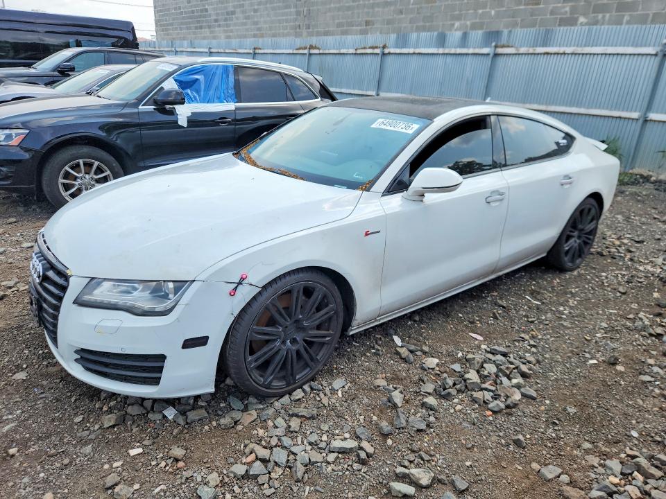 AUDI A7 2013 with VIN WAUYGAFC2DN071583 - Photo from auction