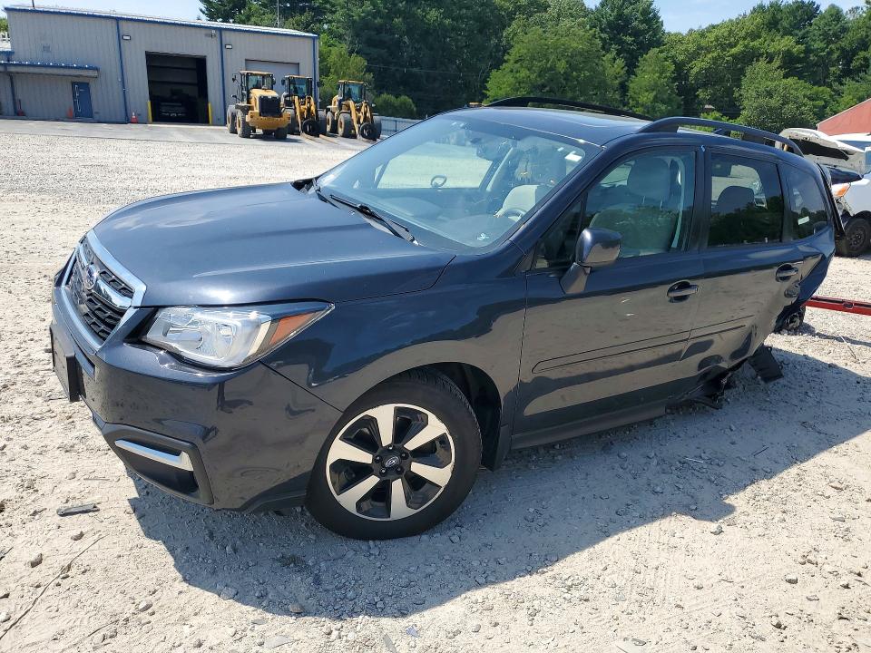 SUBARU FORESTER 2018 with VIN JF2SJAGC7JH511477 - Photo from auction