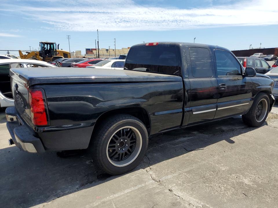 Zdjęcie 3 z aukcji – 2004 CHEVROLET SILVERADO z VIN 2GCEC19T041225707