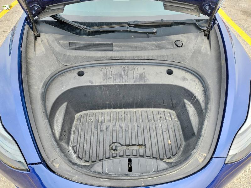 Photo 11 from auction – 2022 TESLA MODEL 3 with VIN 5YJ3E1EA5NF370374