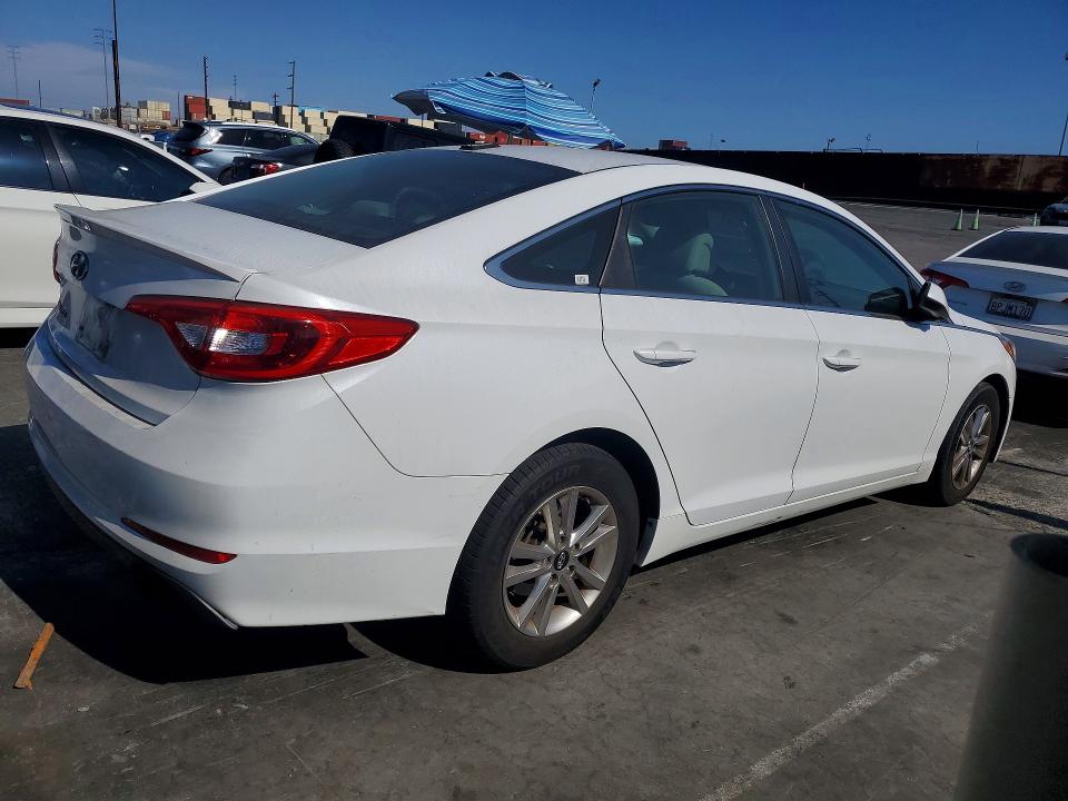 Photo 3 from auction – 2016 HYUNDAI SONATA with VIN 5NPE24AF3GH397517