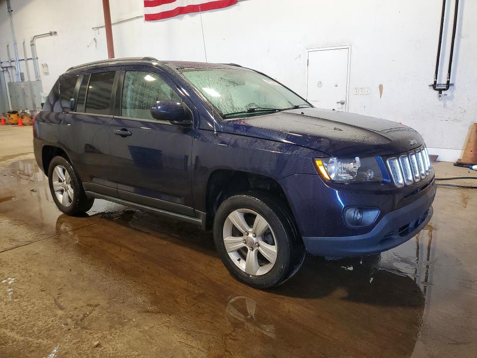 Photo 4 from auction – 2014 JEEP COMPASS with VIN 1C4NJDEB0ED817442