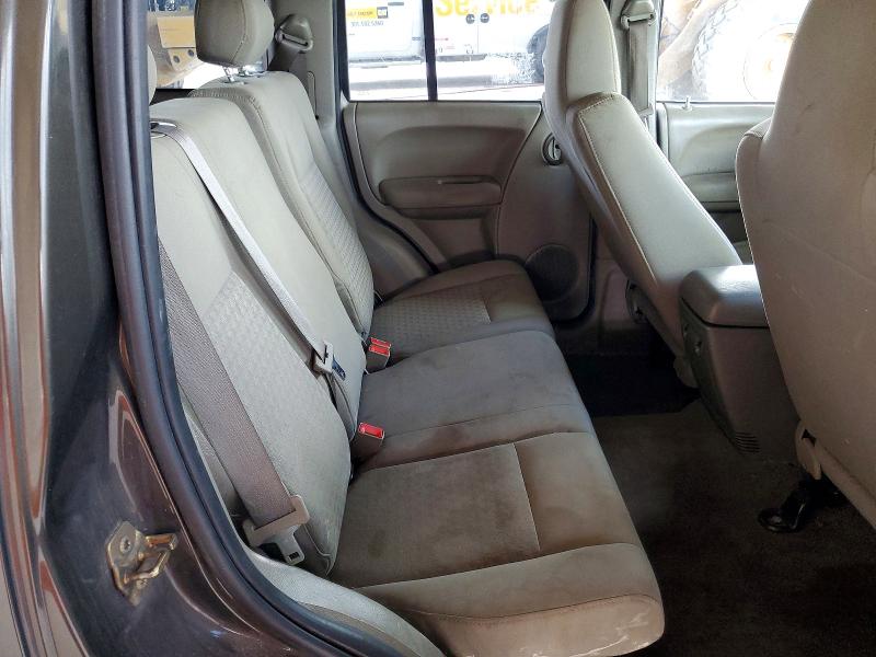 Photo 11 from auction – 2005 JEEP LIBERTY with VIN 1J4GK48K35W710790