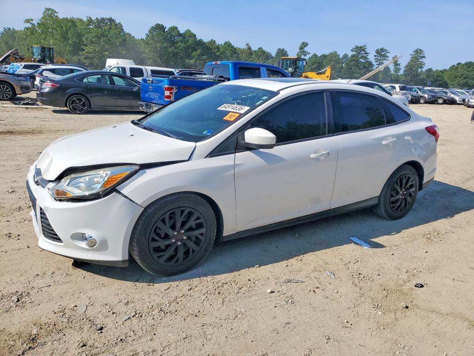 FORD FOCUS 2012 with VIN 1FAHP3F27CL317940 - Photo from auction