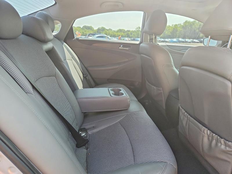 Photo 10 from auction – 2013 HYUNDAI SONATA with VIN 5NPEC4AC1DH699757