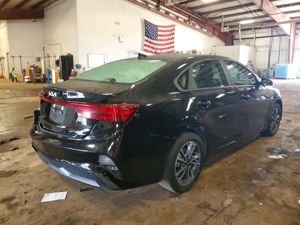 Photo 3 from auction – 2024 KIA FORTE with VIN 3KPF24AD0RE714275