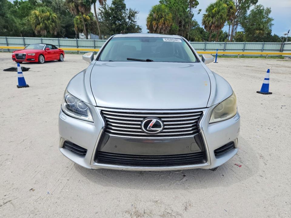 Photo 5 from auction – 2013 LEXUS LS with VIN JTHBL5EF6D5116983