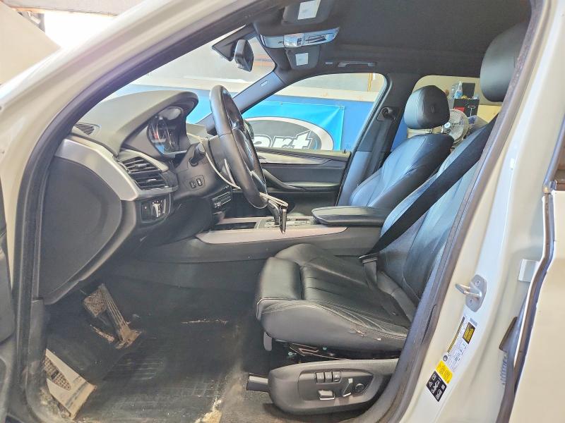 Foto 7 de la subasta – 2015 BMW X5 con VIN 5UXKR0C59F0P18501