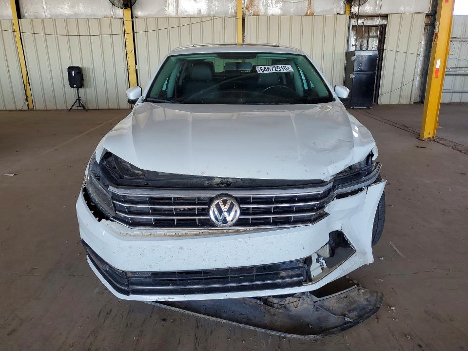 Photo 5 from auction – 2018 VOLKSWAGEN PASSAT with VIN 1VWBA7A3XJC021331