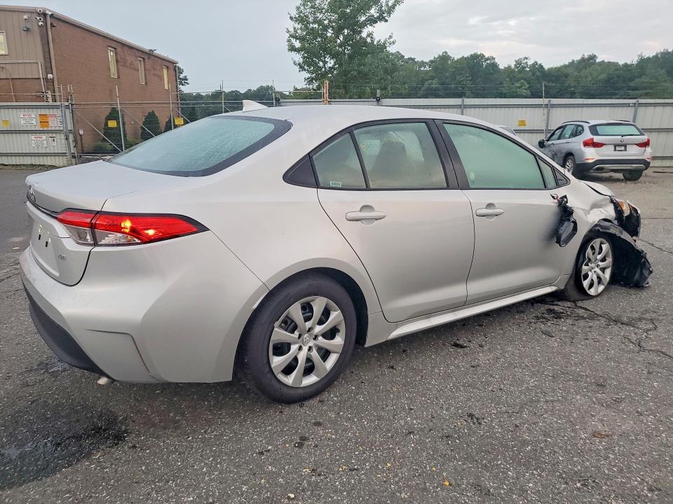 Photo 3 from auction – 2026 TOYOTA COROLLA with VIN 5YFB4MDE9TP462965
