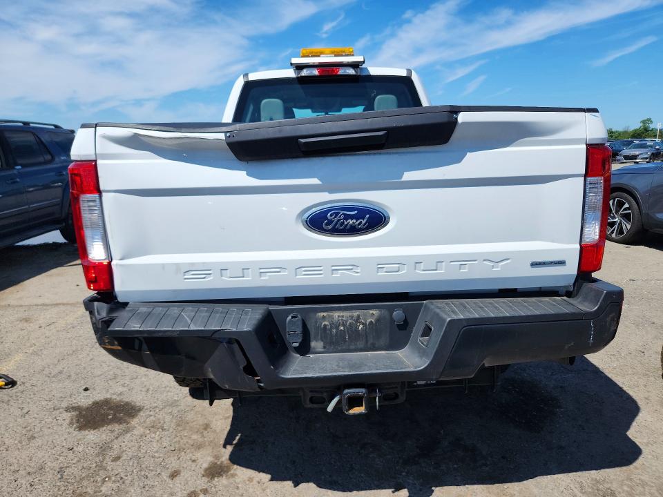 Photo 6 from auction – 2017 FORD F250 with VIN 1FT7X2B65HEB23444