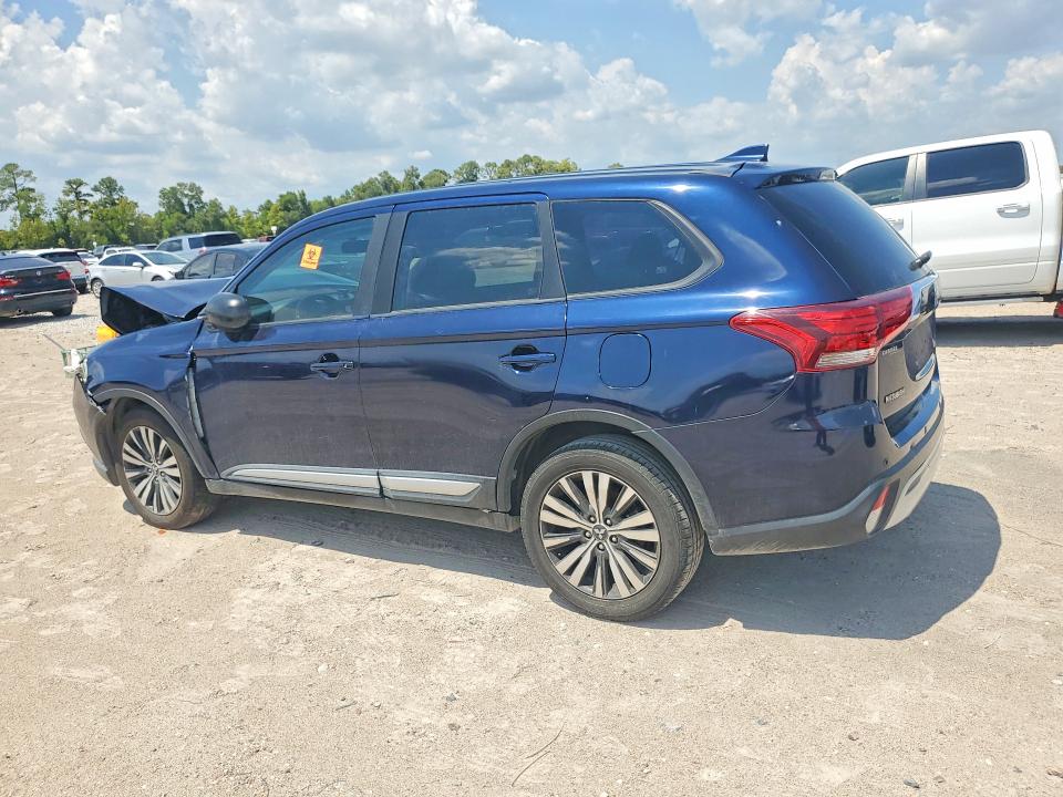 Photo 2 from auction – 2019 MITSUBISHI OUTLANDER with VIN JA4AD2A36KZ009372