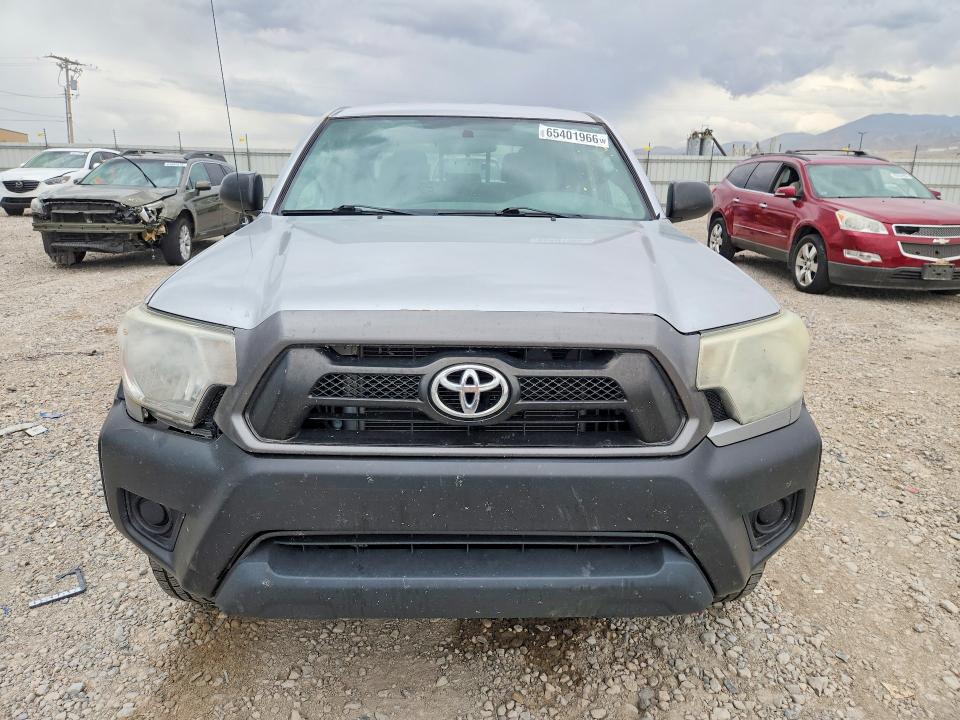 Photo 5 from auction – 2013 TOYOTA TACOMA with VIN 3TMLU4EN6DM130350