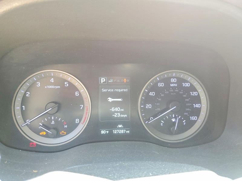 Photo 9 from auction – 2017 HYUNDAI TUCSON with VIN KM8J3CA28HU370982