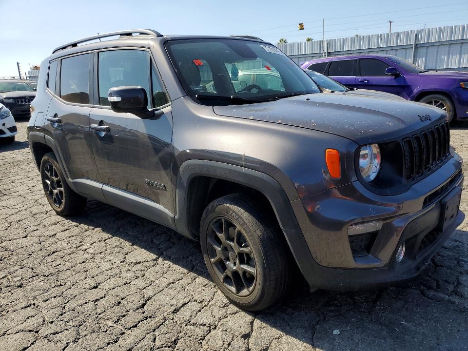 Photo 4 from auction – 2020 JEEP RENEGADE with VIN ZACNJBBB9LPL43883