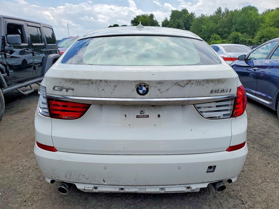 Photo 6 from auction – 2012 BMW 535 with VIN WBASP2C50CC338862