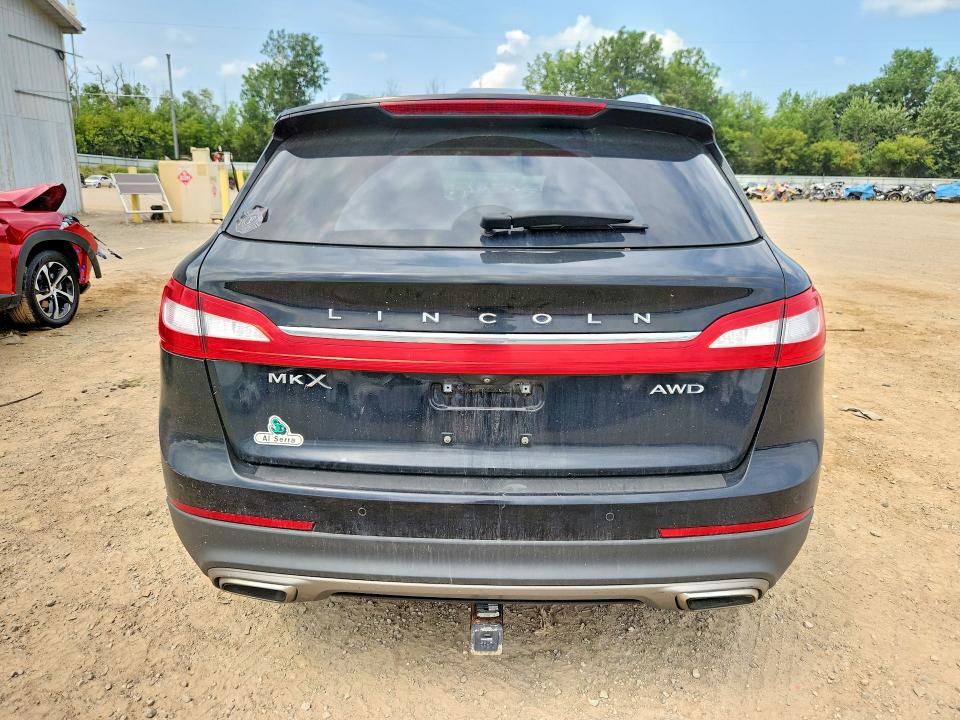 Foto 6 de la subasta – 2018 LINCOLN MKX con VIN 2LMPJ8LR2JBL14186