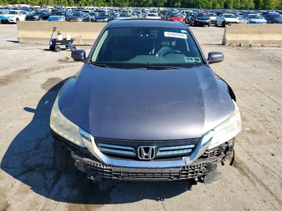 Photo 5 from auction – 2015 HONDA ACCORD with VIN 1HGCR6F7XFA014499