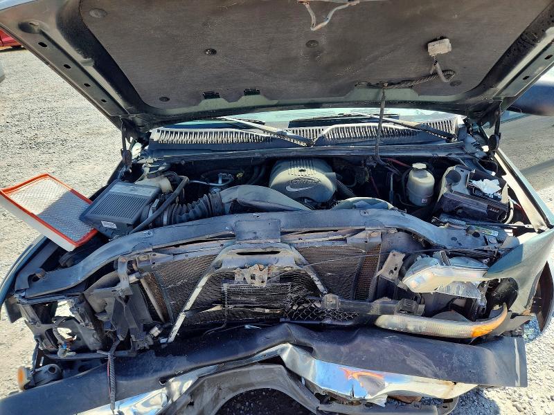 Photo 11 from auction – 2002 CHEVROLET SILVERADO with VIN 1GCHK24U12E170279
