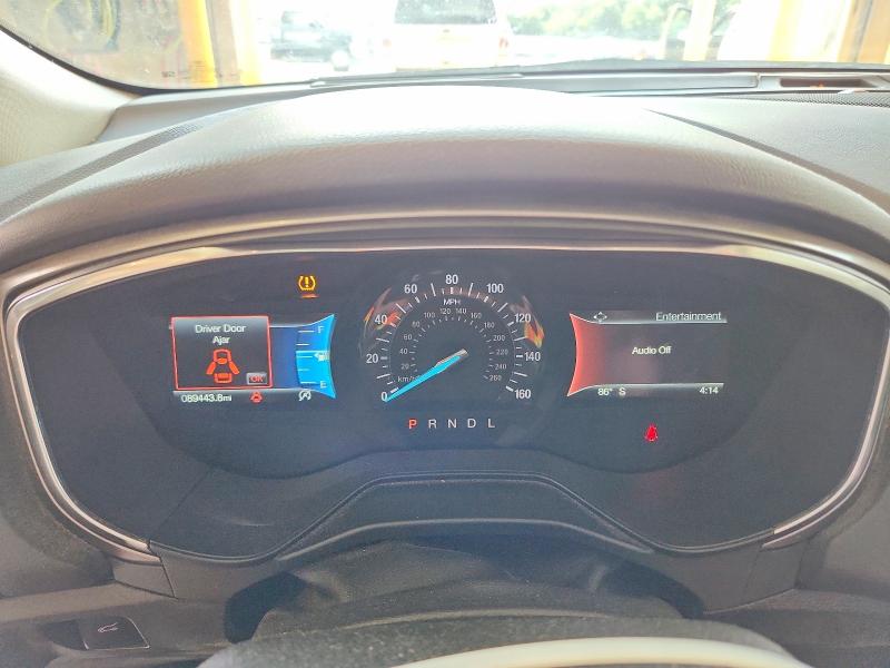 Photo 9 from auction – 2020 FORD FUSION with VIN 3FA6P0CD9LR188810