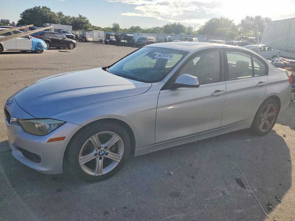 BMW 320 2013 with VIN WBA3B1C56DF462468 - Photo from auction