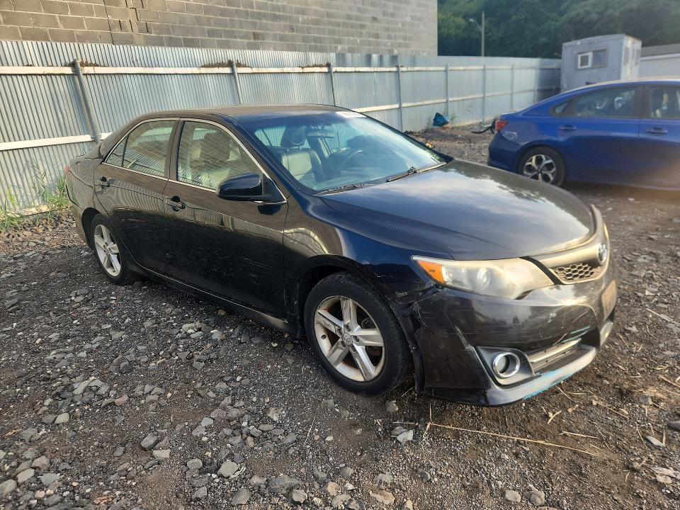 Photo 4 from auction – 2014 TOYOTA CAMRY with VIN 4T1BF1FK8EU418677