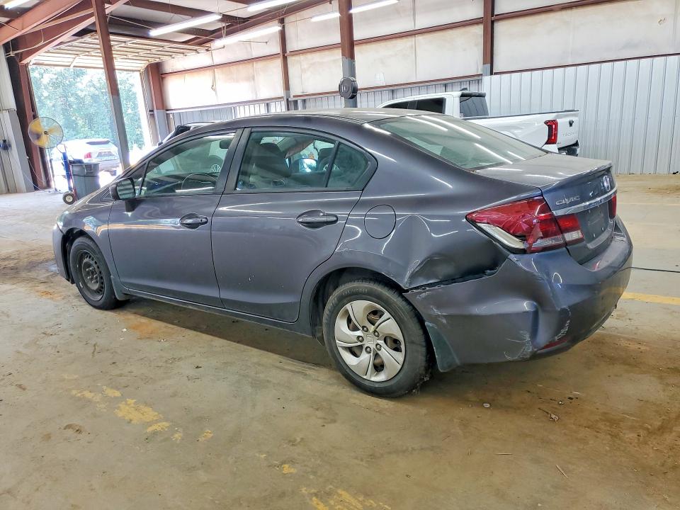 Photo 2 from auction – 2015 HONDA CIVIC with VIN 2HGFB2F54FH552559