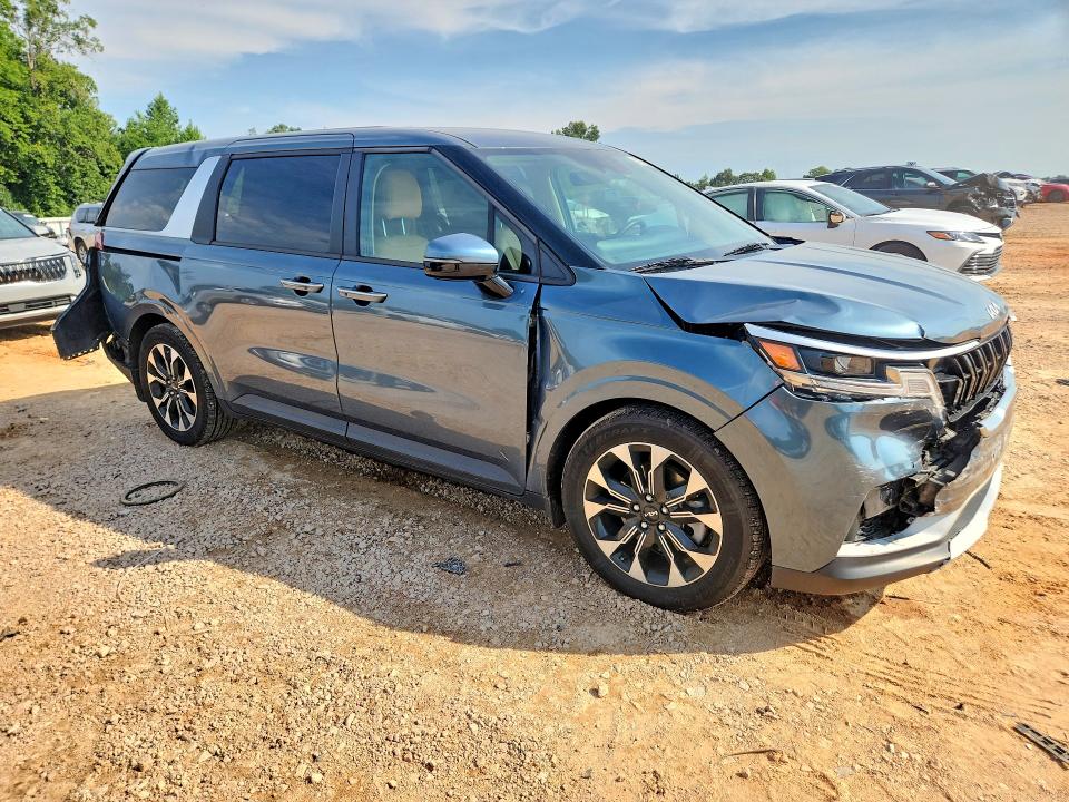 Photo 4 from auction – 2024 KIA CARNIVAL with VIN KNDNC5H39R6315561