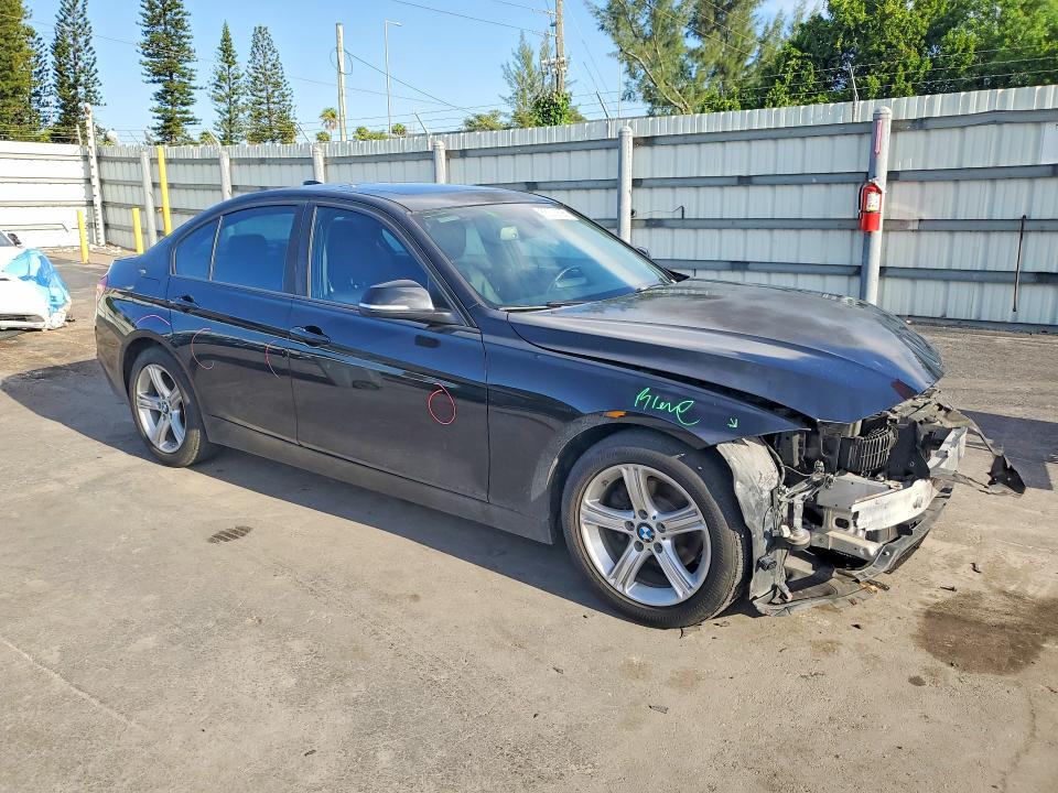 Photo 4 from auction – 2014 BMW 320 with VIN WBA3B1G56ENN91232