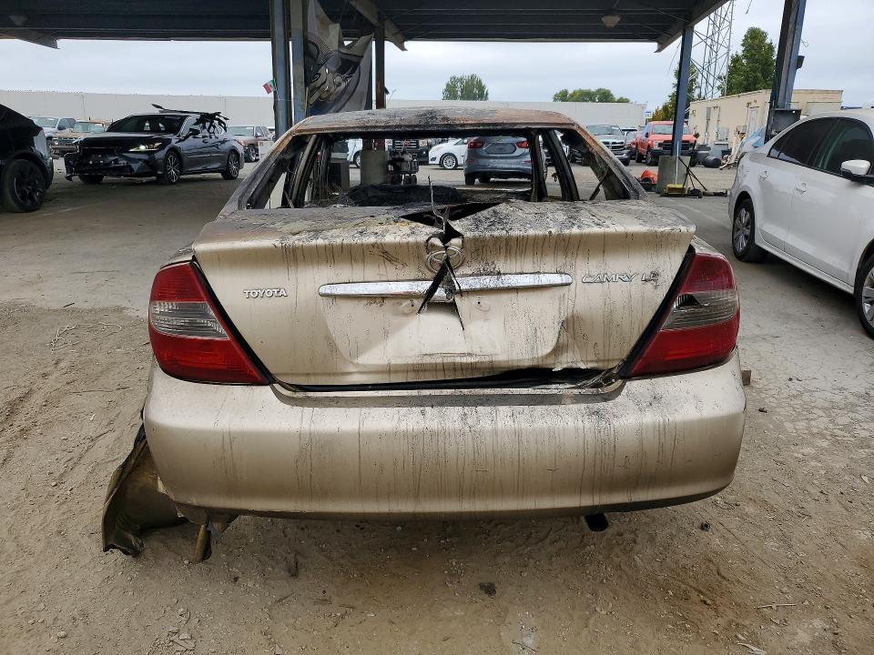 Photo 6 from auction – 2003 TOYOTA CAMRY with VIN 4T1BE30K13U647965