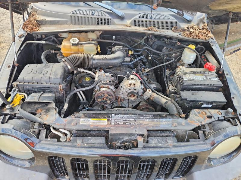 Photo 12 from auction – 2004 JEEP LIBERTY with VIN 1J4GL48K54W248583