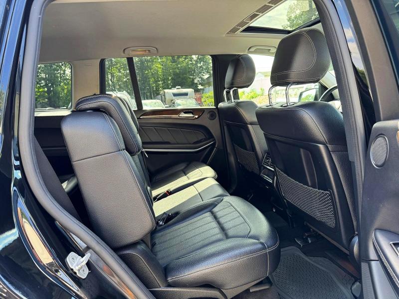 Photo 10 from auction – 2014 MERCEDES-BENZ GL with VIN 4JGDF7CE6EA342131