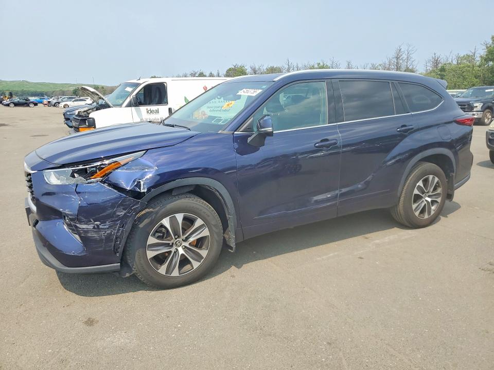 2022 TOYOTA HIGHLANDER - Търг №64663756