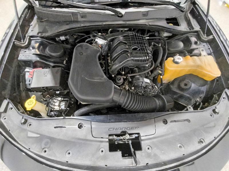 Zdjęcie 11 z aukcji – 2018 DODGE CHARGER z VIN 2C3CDXHG3JH169538