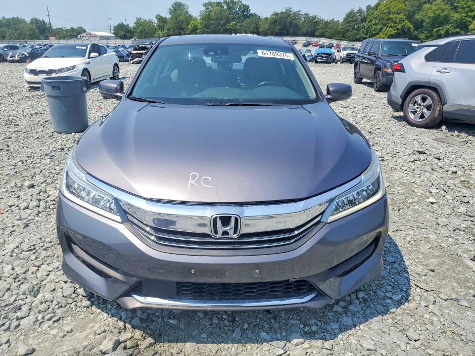 Photo 5 from auction – 2016 HONDA ACCORD with VIN 1HGCR3F95GA029932