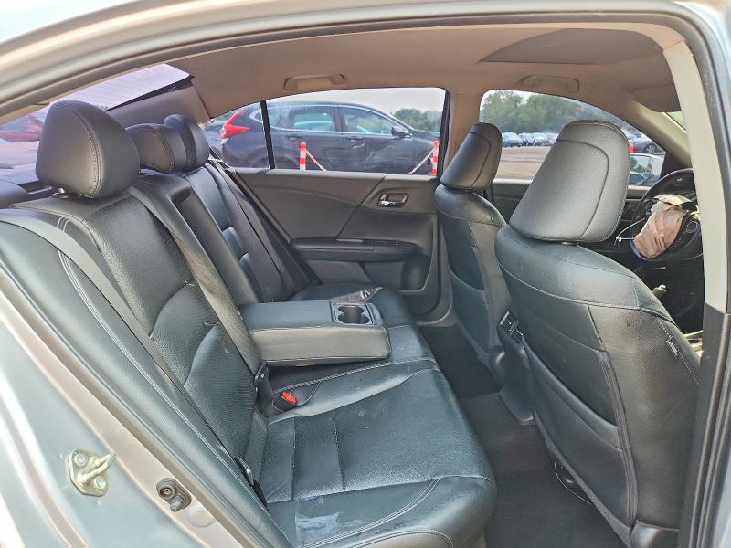 Photo 10 from auction – 2017 HONDA ACCORD with VIN 1HGCR3F93HA035343