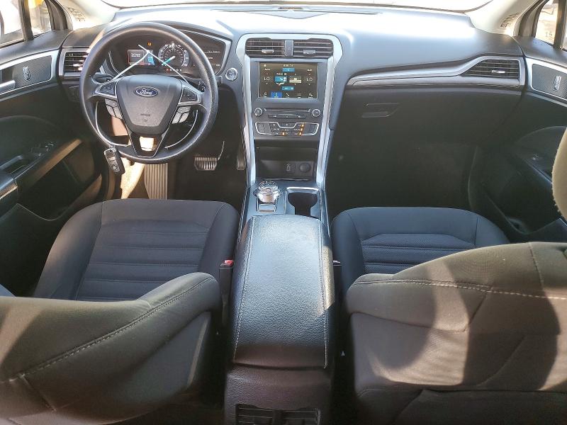 Photo 8 from auction – 2018 FORD FUSION with VIN 3FA6P0HD3JR204960