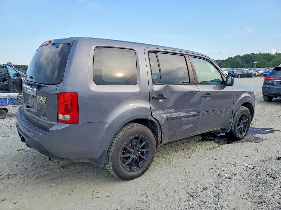 Photo 3 from auction – 2014 HONDA PILOT with VIN 5FNYF4H25EB018663