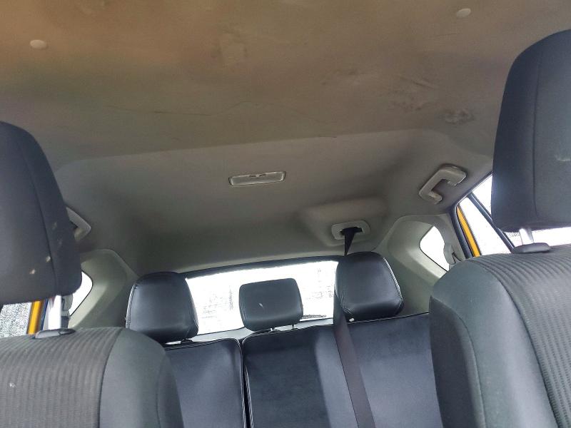 Photo 10 from auction – 2018 TOYOTA RAV4 with VIN JTMBFREV6JD256623