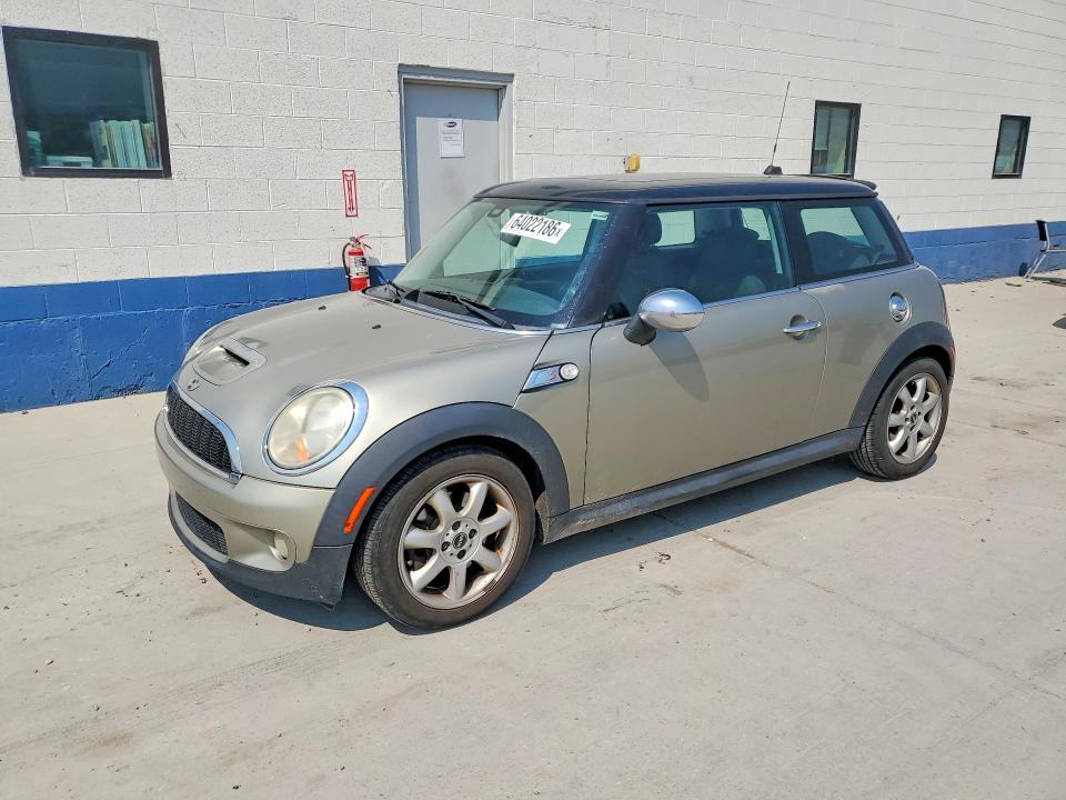 MINI COOPER 2009 with VIN WMWMF73569TT94340 - Photo from auction