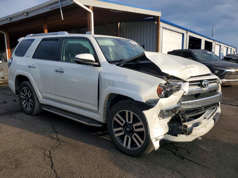 Photo 4 from auction – 2022 TOYOTA 4RUNNER with VIN JTEKU5JR3N6028270