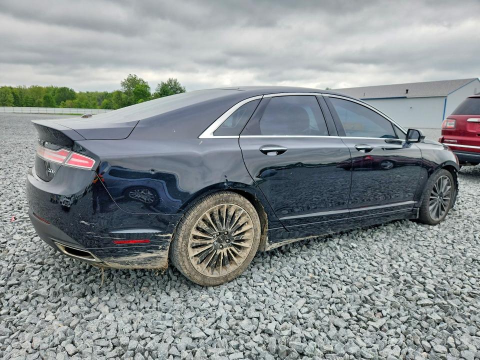 Photo 3 from auction – 2016 LINCOLN MKZ with VIN 3LN6L2LU0GR629730