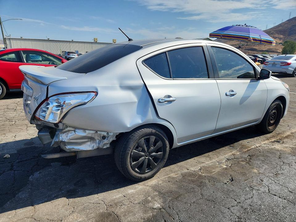 Photo 3 from auction – 2015 NISSAN VERSA with VIN 3N1CN7AP8FL835524